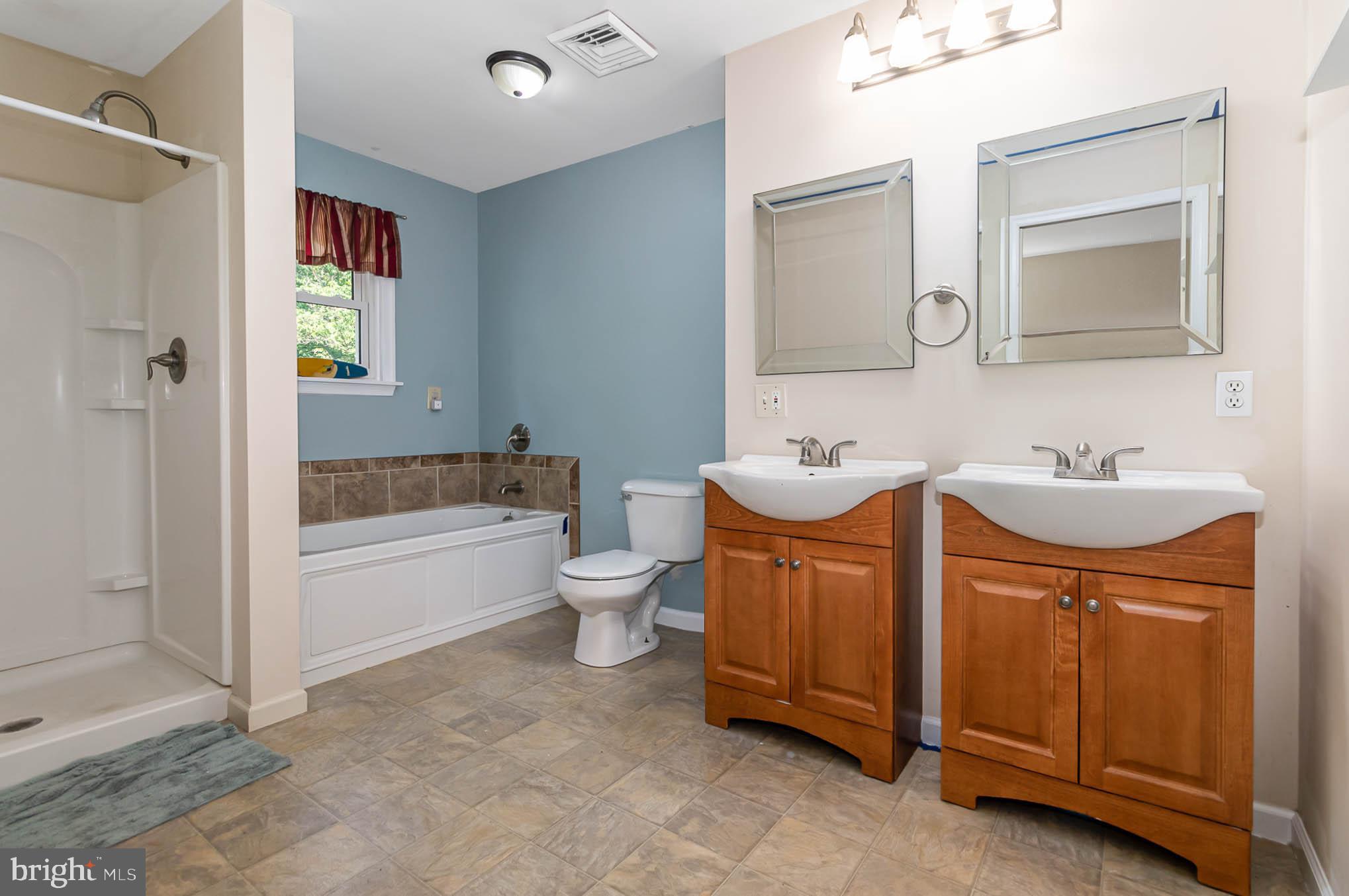5600 Tee Road Harrisburg, PA 17112 - Photo 3 of 28 Gallery Image 3