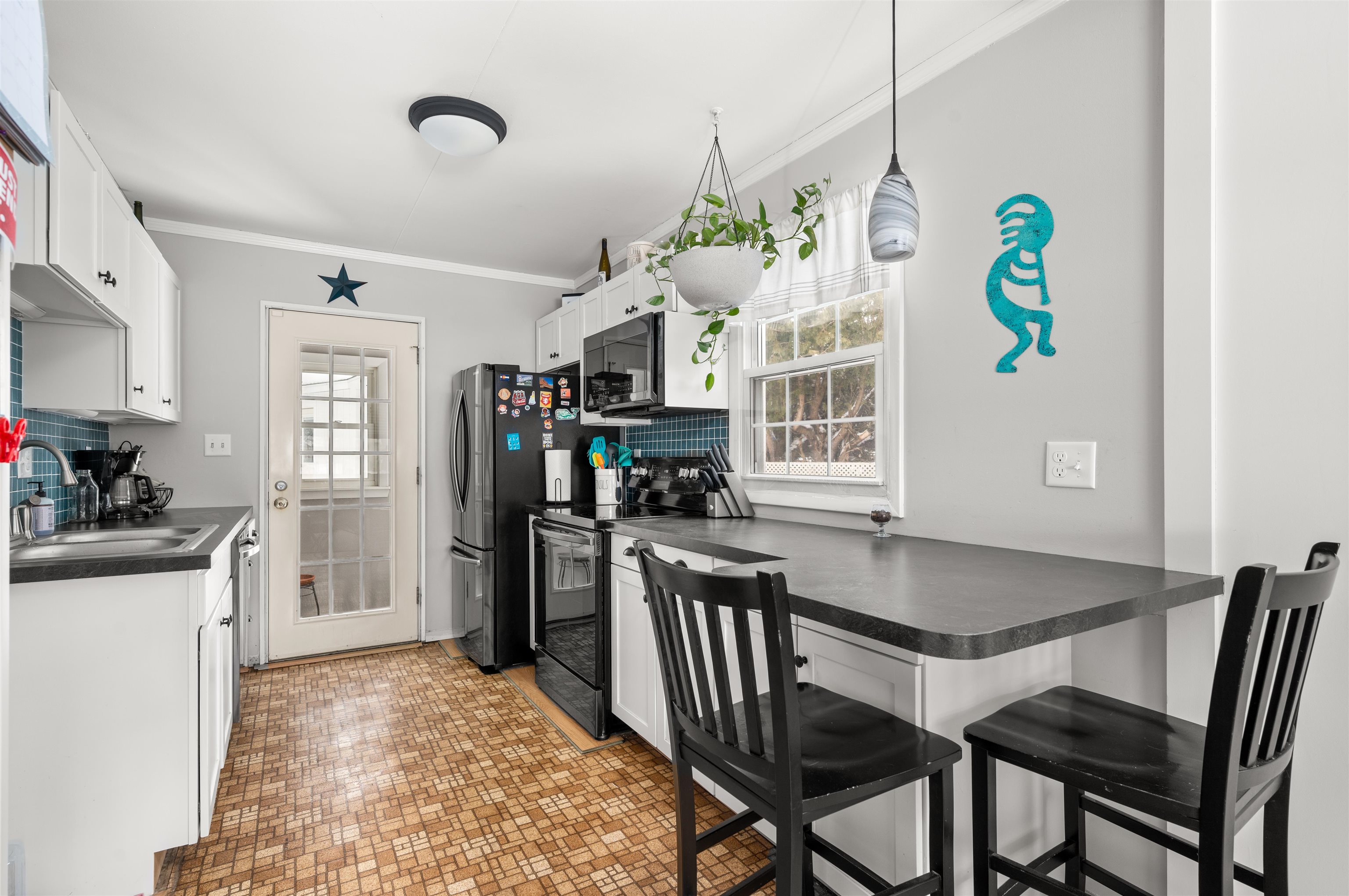 8 Conant Drive Concord, NH 03301 - Photo 5 of 31