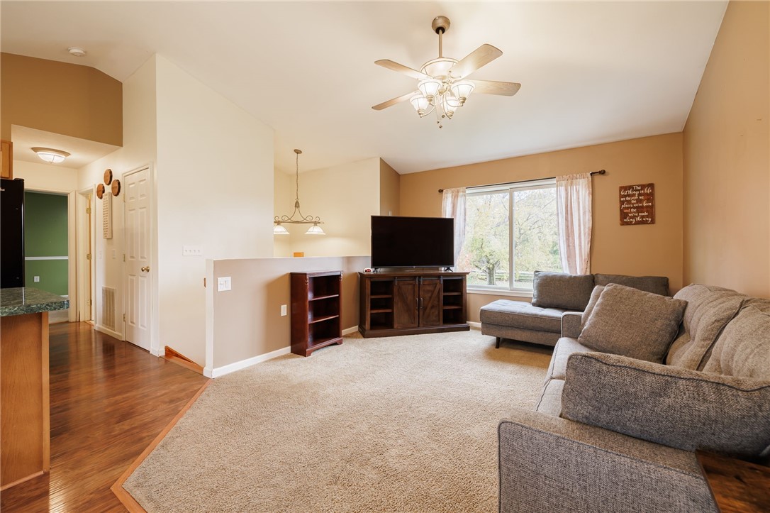 4876 Farnsworth Road Marion, NY 14505 - Photo 13 of 37