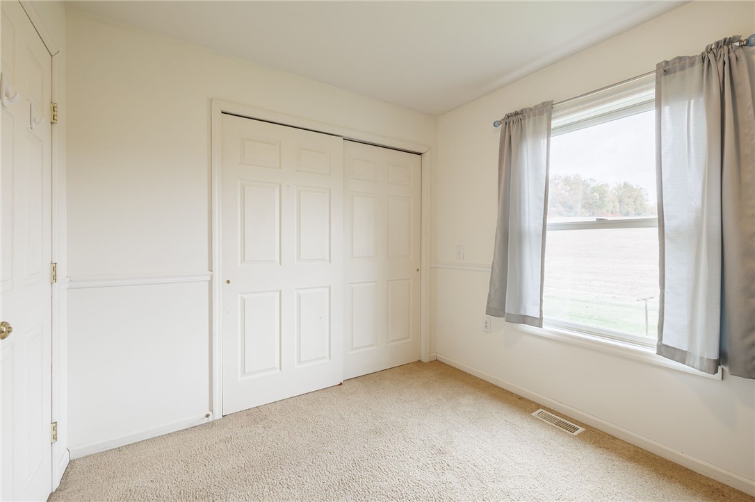 4876 Farnsworth Road Marion, NY 14505 - Photo 19 of 37