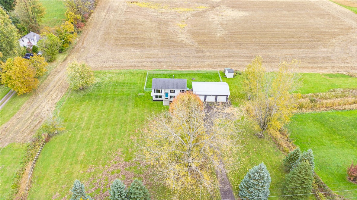 4876 Farnsworth Road Marion, NY 14505 - Photo 4 of 37