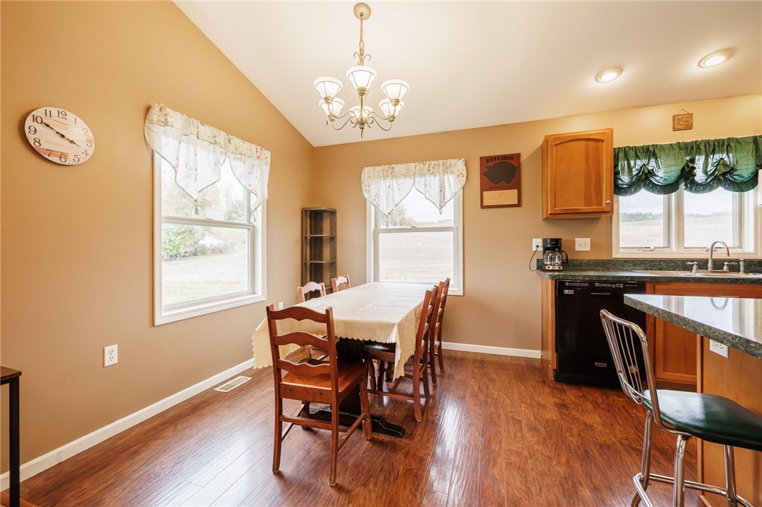 4876 Farnsworth Road Marion, NY 14505 - Photo 7 of 37