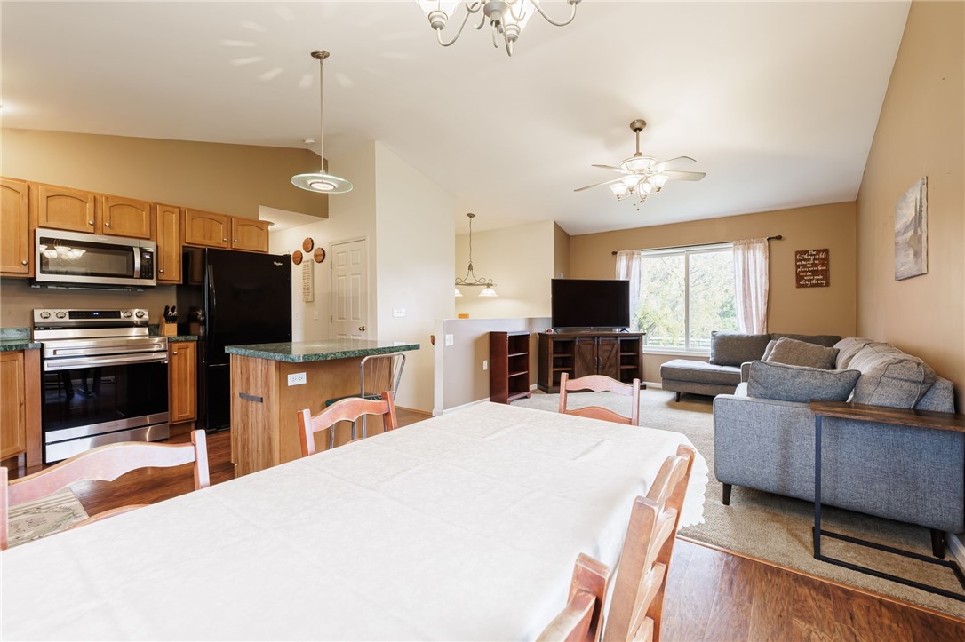 4876 Farnsworth Road Marion, NY 14505 - Photo 9 of 37