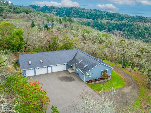 $689,950 | 658 Ryan Heights Lane, Roseburg, OR 97470
