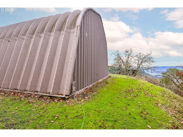 $689,950 | 658 Ryan Heights Lane, Roseburg, OR 97470