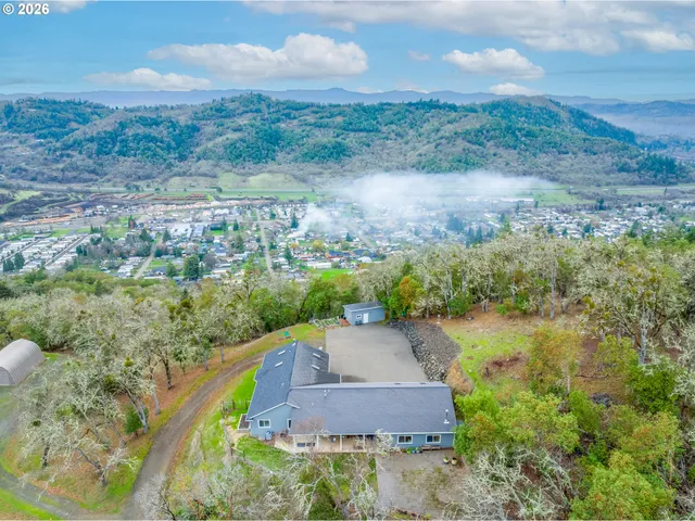 $689,950 | 658 Ryan Heights Lane, Roseburg, OR 97470