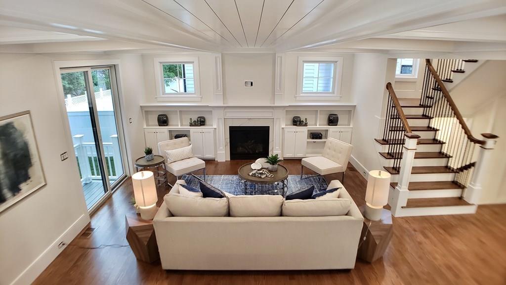11 Shute Path Newton, MA 02459 - Photo 5 of 13 Gallery Image 5
