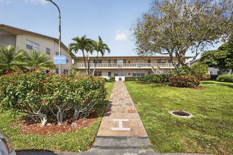 $75,000 | 225 Bedford East, Unit 225, West Palm Beach, FL 33417