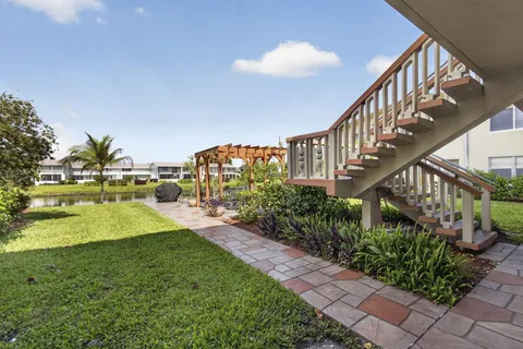 $75,000 | 225 Bedford East, Unit 225, West Palm Beach, FL 33417