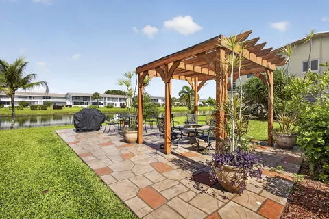 $75,000 | 225 Bedford East, Unit 225, West Palm Beach, FL 33417