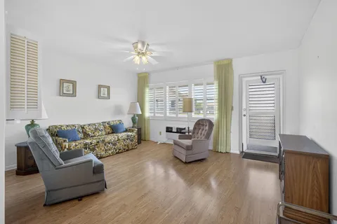 $75,000 | 225 Bedford East, Unit 225, West Palm Beach, FL 33417