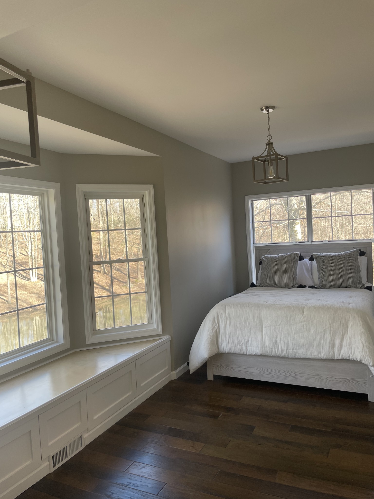 310 Shasteen Ridge Road Lynchburg, TN 37352 - Photo 21 of 36 a spacious bedroom with a bed and window