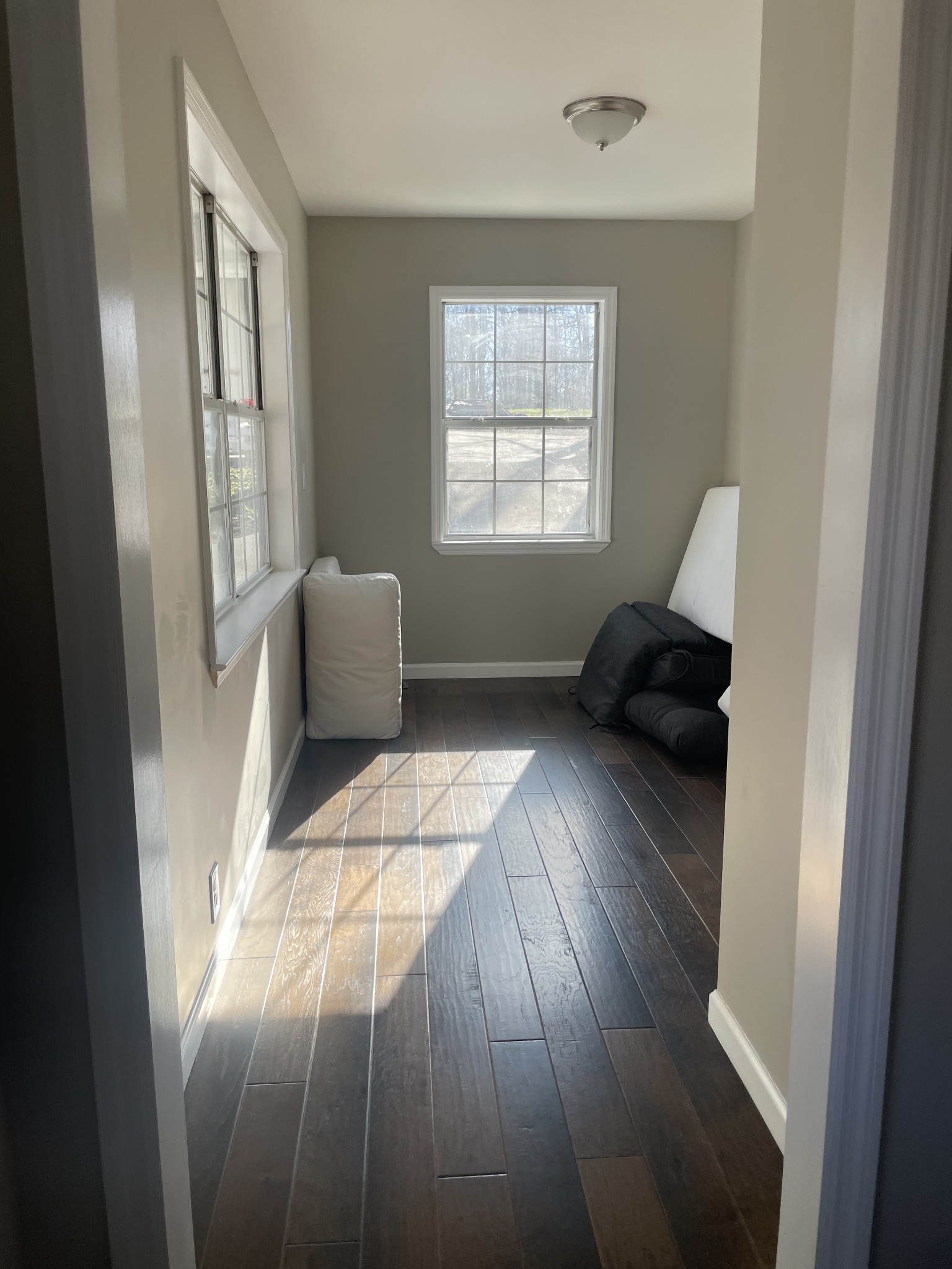 310 Shasteen Ridge Road Lynchburg, TN 37352 - Photo 23 of 36 a living room with furniture and a window