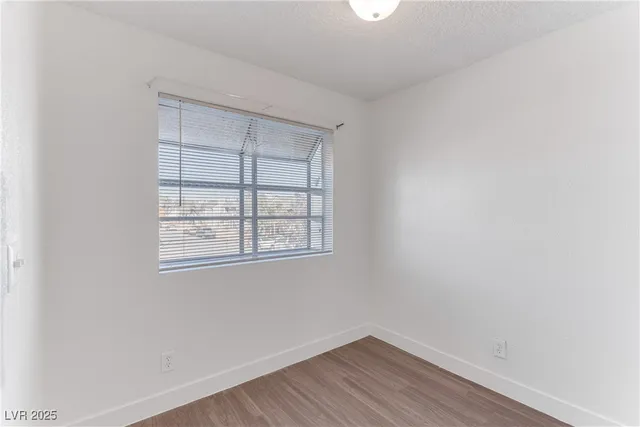 $975 | 4221 Terrestrial Drive, Unit 226, Las Vegas, NV 89115