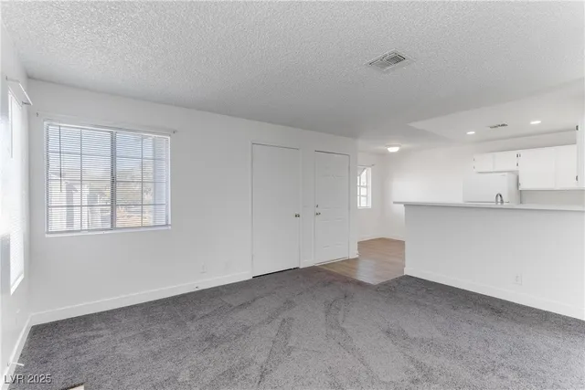 $975 | 4221 Terrestrial Drive, Unit 226, Las Vegas, NV 89115