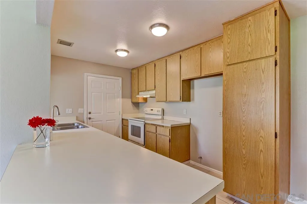 13607 Sycamore Tree Lane Poway, CA 92064 - Photo 18 of 24 Gallery Image 18