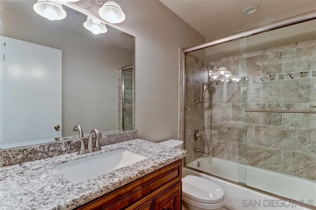 13607 Sycamore Tree Lane Poway, CA 92064 - Photo 10 of 24 Gallery Image 10