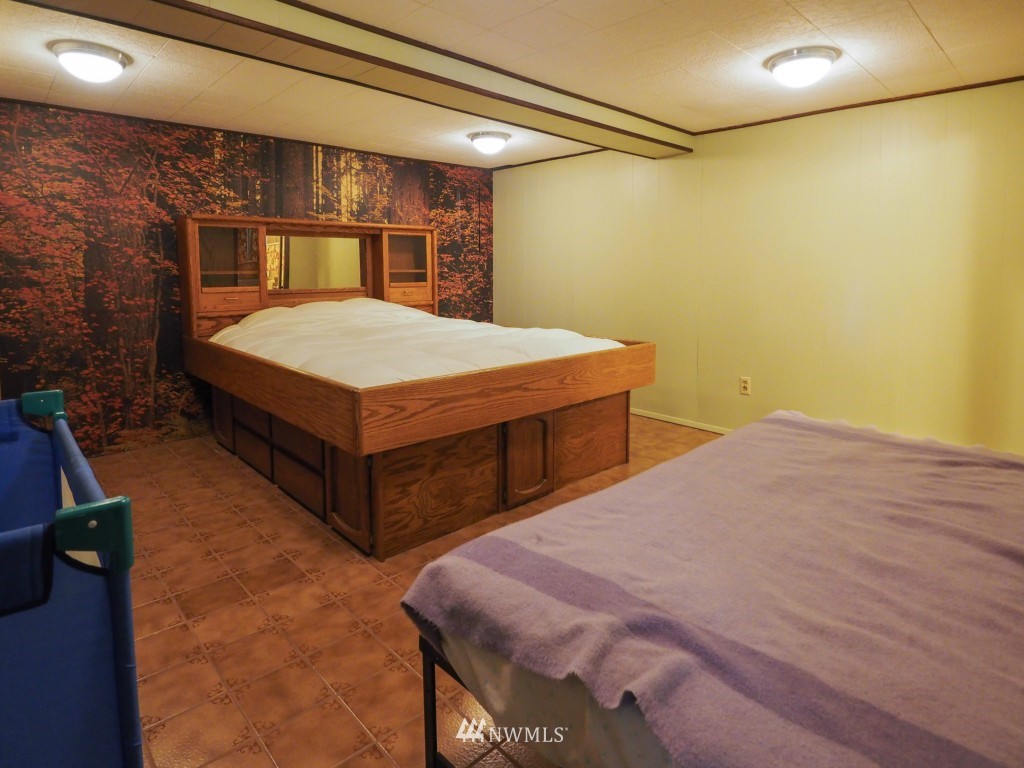 200 Hazel Point Road Quilcene, WA 98376 - Photo 20 of 25 Gallery Image 20