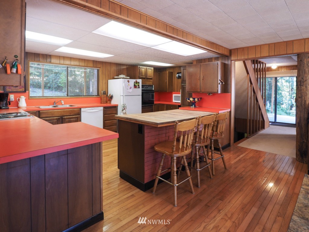 200 Hazel Point Road Quilcene, WA 98376 - Photo 5 of 25 Gallery Image 5