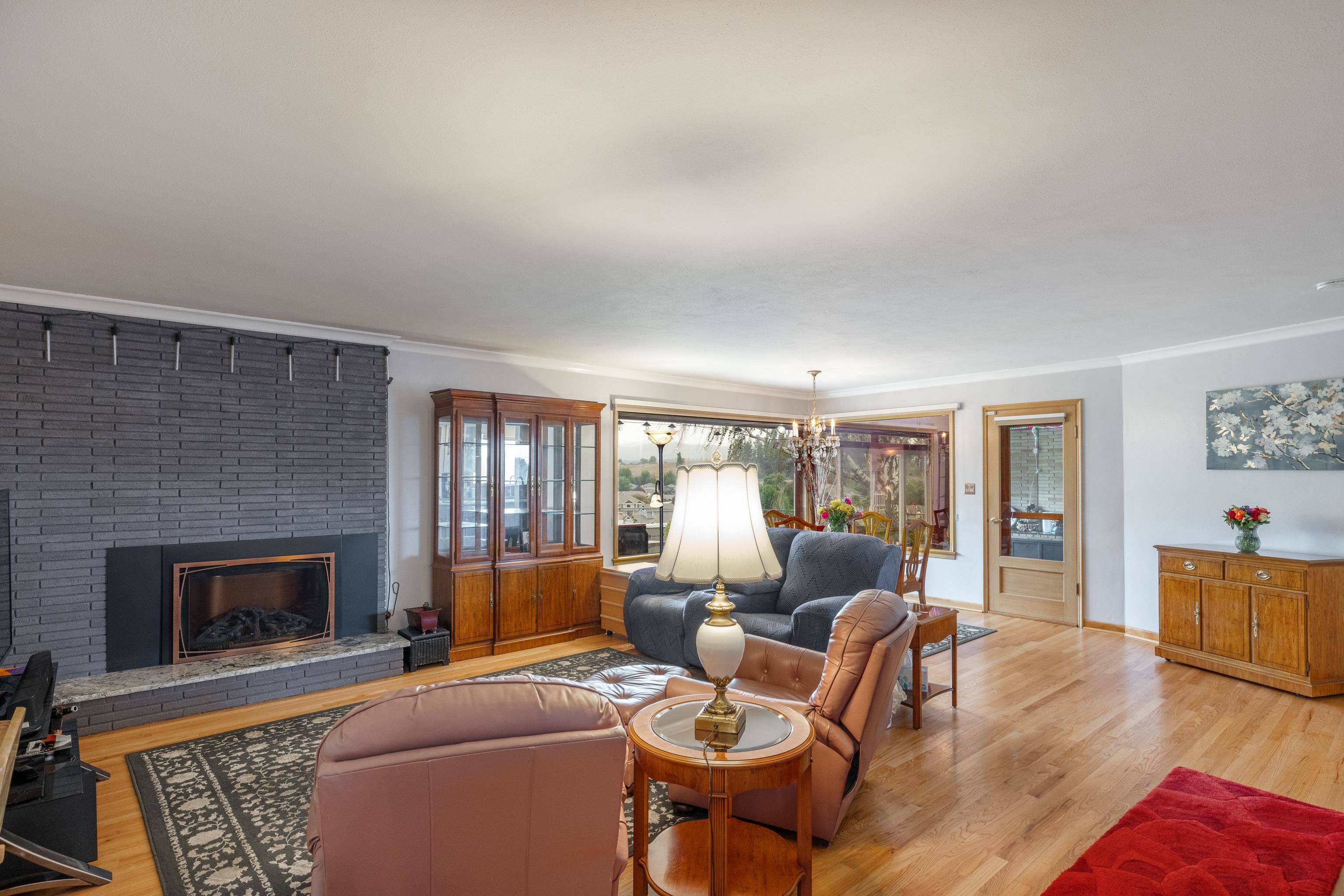 1007 South Barker Road Greenacres, WA 99016 - Photo 14 of 46