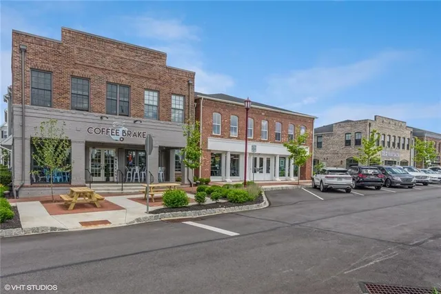 $3,200 | 701 Halcyon Lane, Cranberry Township, PA 16066