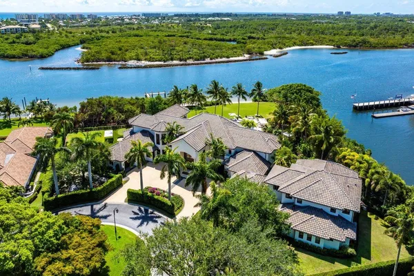 $35,000,000 | 3208 Pilots Point Circle, Jupiter, FL 33477