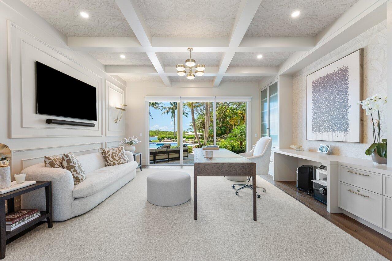 3208 Pilots Point Circle Jupiter, FL 33477 - Photo 21 of 59 Downstairs Office