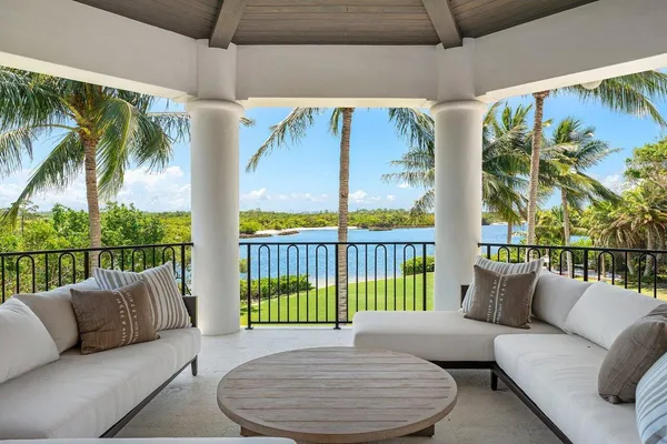 $35,000,000 | 3208 Pilots Point Circle, Jupiter, FL 33477
