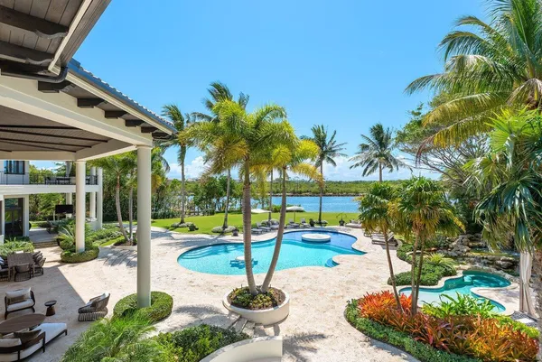 $35,000,000 | 3208 Pilots Point Circle, Jupiter, FL 33477
