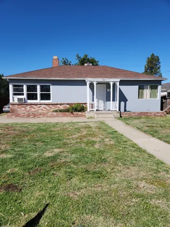 $299,000 | 1514 P Street, Firebaugh, CA 93622