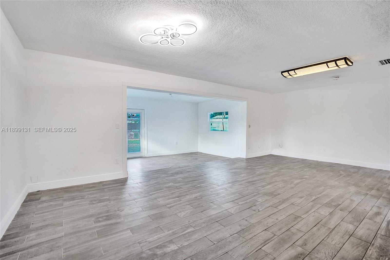 5275 Cleveland Road Delray Beach, FL 33484 - Photo 20 of 58 Gallery Image 20