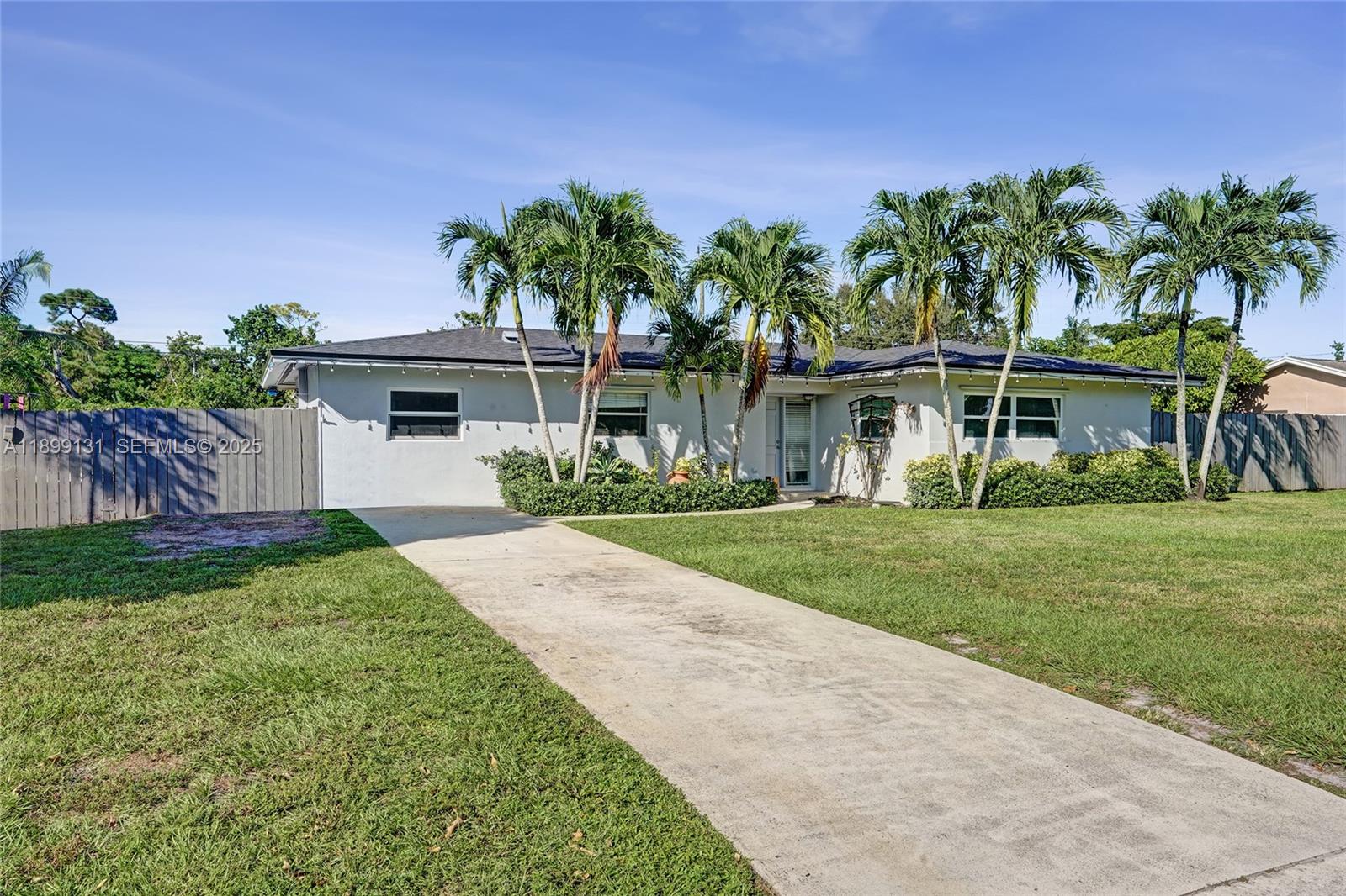 5275 Cleveland Road Delray Beach, FL 33484 - Photo 3 of 58 Gallery Image 3
