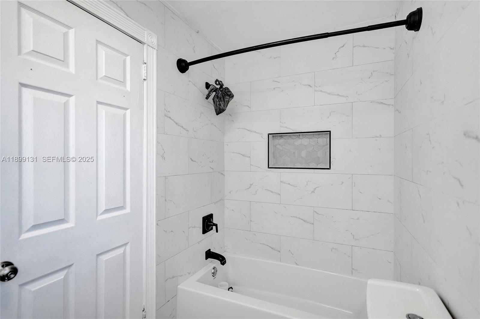 5275 Cleveland Road Delray Beach, FL 33484 - Photo 38 of 58 Gallery Image 38