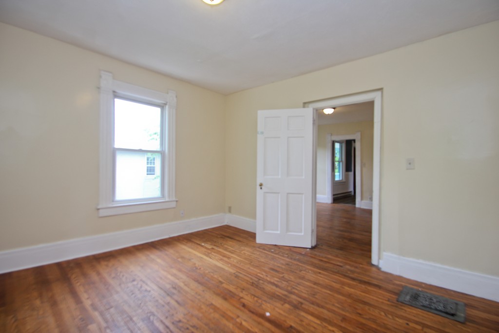 204 Eastern Avenue Springfield, MA 01109 - Photo 15 of 25 Gallery Image 15
