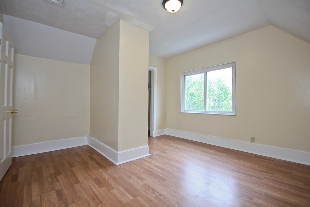 204 Eastern Avenue Springfield, MA 01109 - Photo 17 of 25 Gallery Image 17
