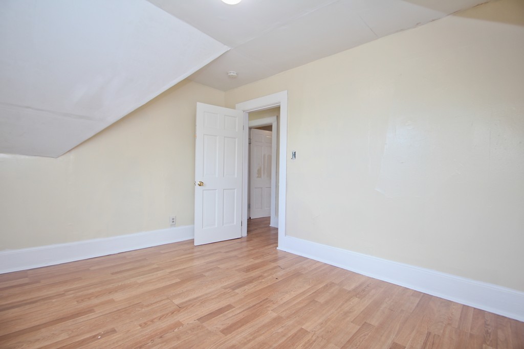 204 Eastern Avenue Springfield, MA 01109 - Photo 19 of 25 Gallery Image 19