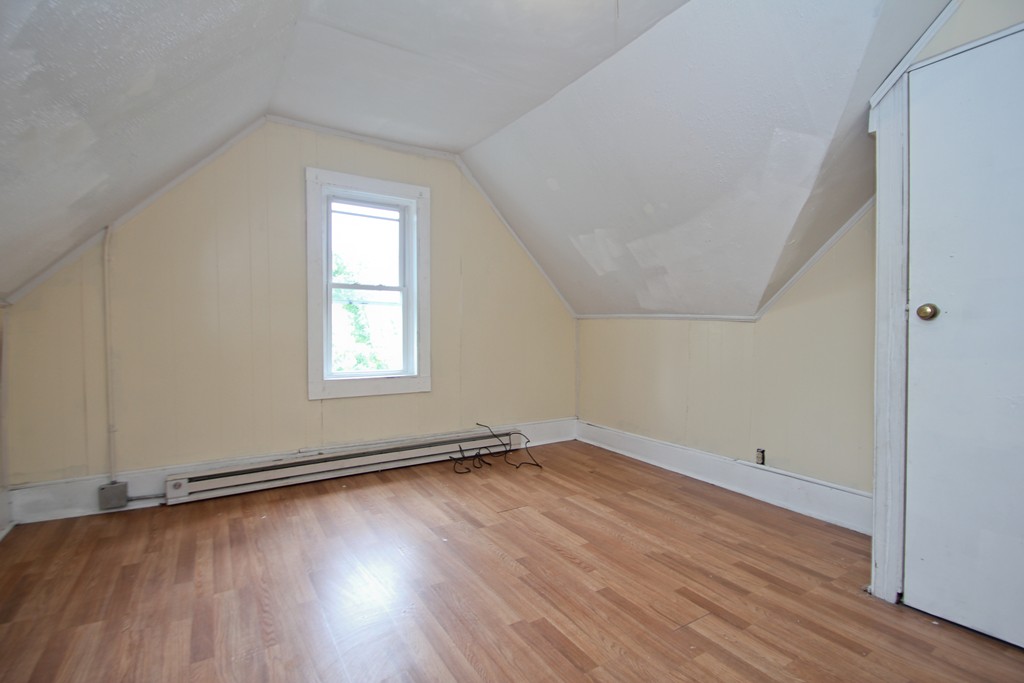 204 Eastern Avenue Springfield, MA 01109 - Photo 20 of 25 Gallery Image 20