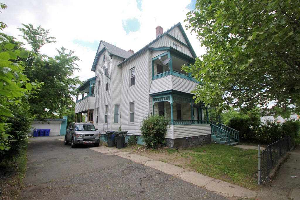 204 Eastern Avenue Springfield, MA 01109 - Photo 22 of 25 Gallery Image 22