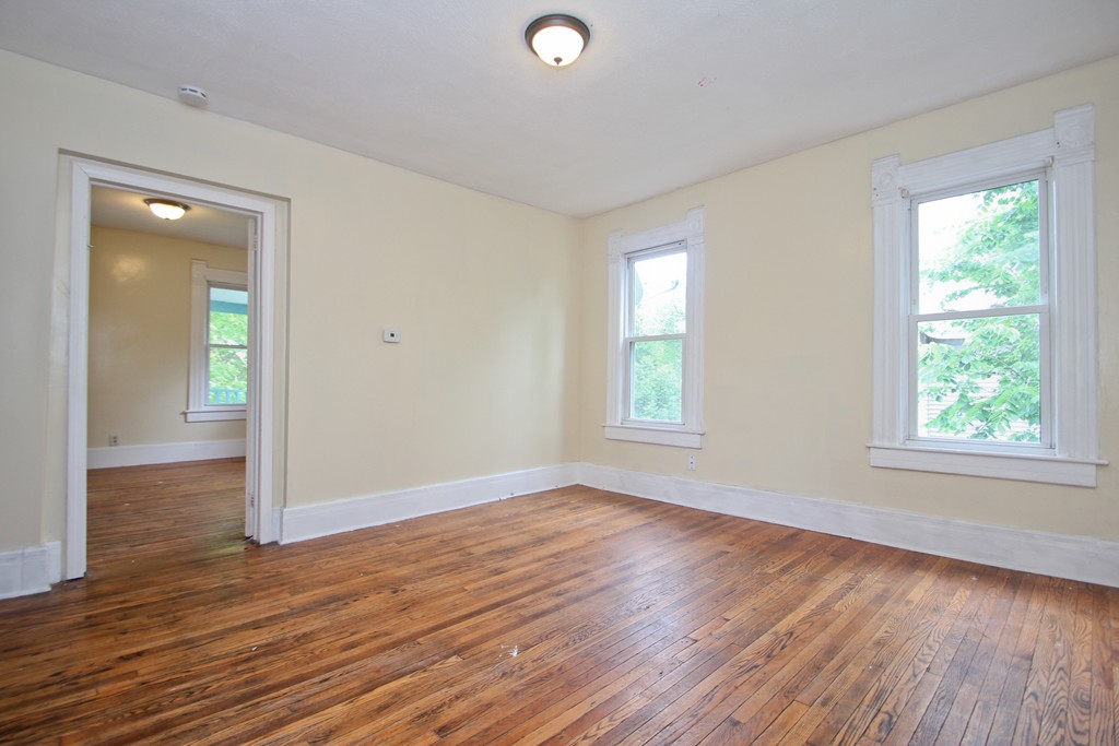 204 Eastern Avenue Springfield, MA 01109 - Photo 8 of 25 Gallery Image 8