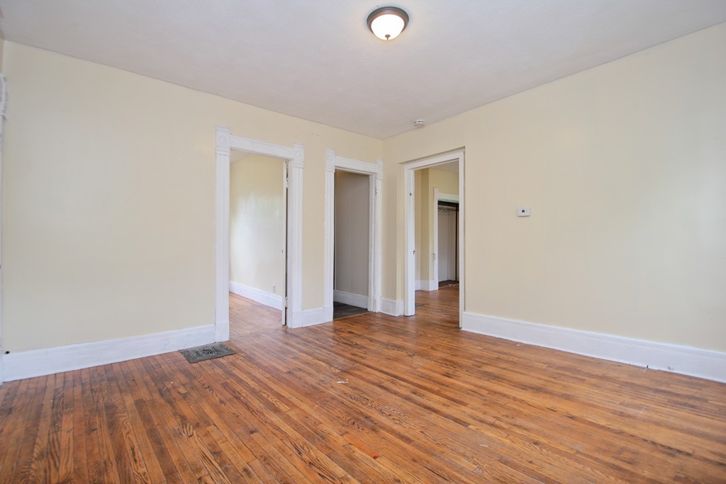 204 Eastern Avenue Springfield, MA 01109 - Photo 9 of 25 Gallery Image 9