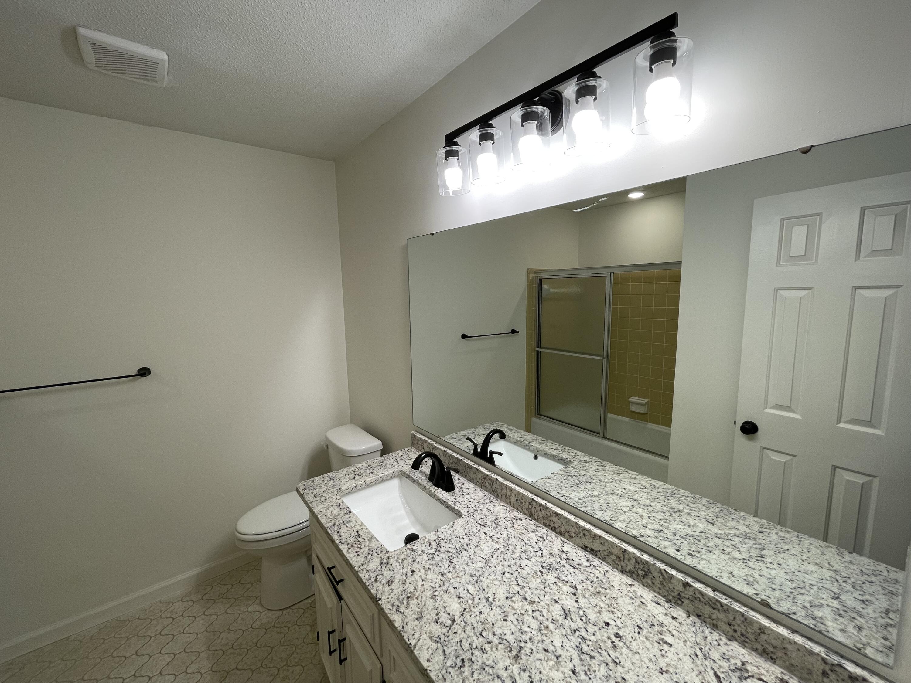 1004 Dover Circle Sumter, SC 29154 - Photo 13 of 16 Gallery Image 13