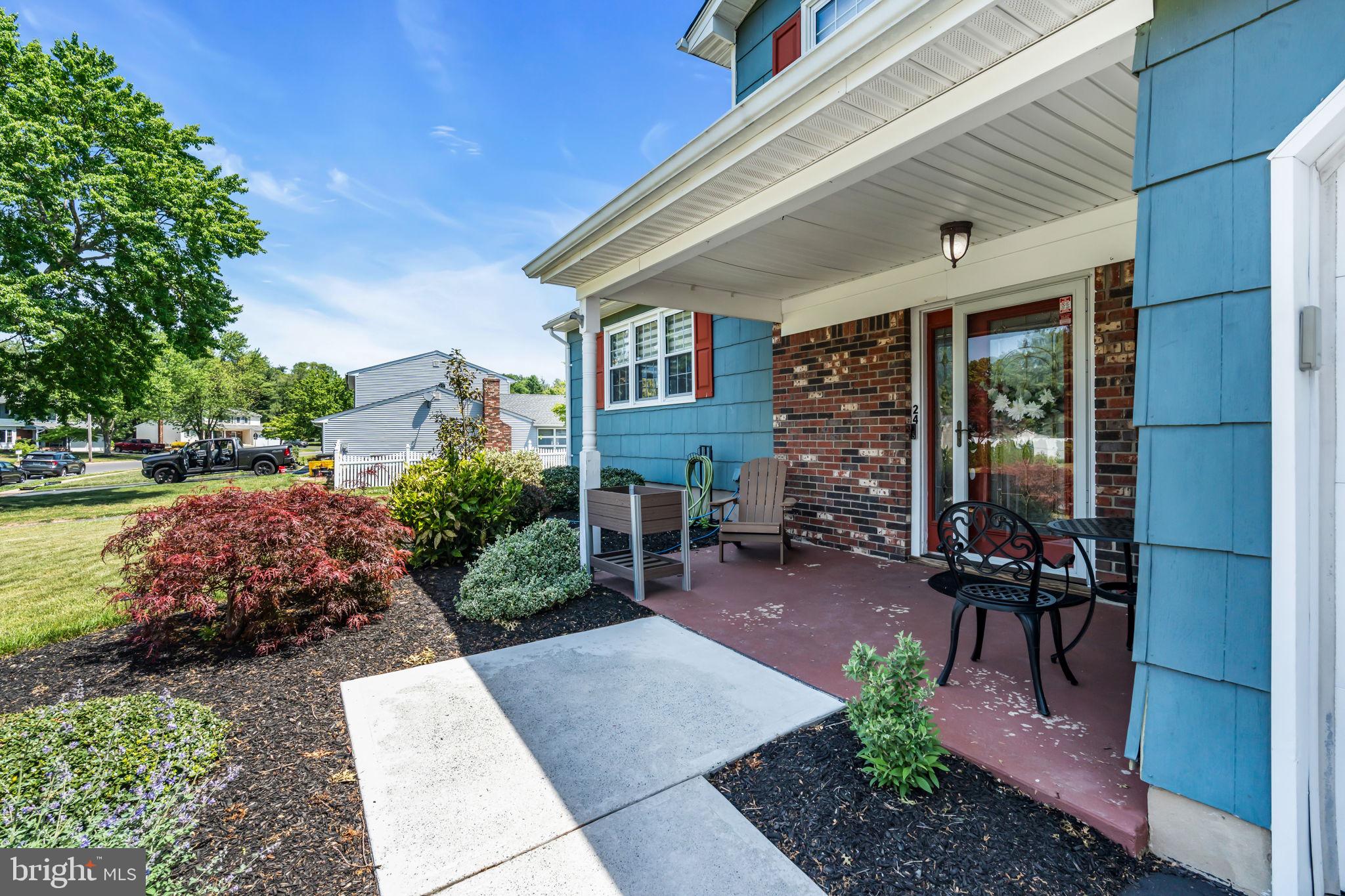 24 Tar Heels Road Hamilton, NJ 08619 - Photo 4 of 62