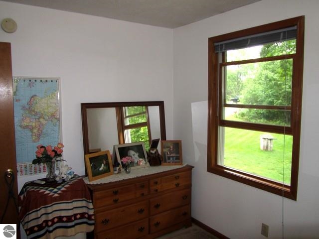 5780 Karlin Road Interlochen, MI 49643 - Photo 12 of 27 1786614-11.JPG