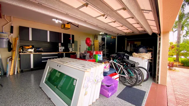 $949,999 | 6489 Marbletree Lane, Lake Worth, FL 33467