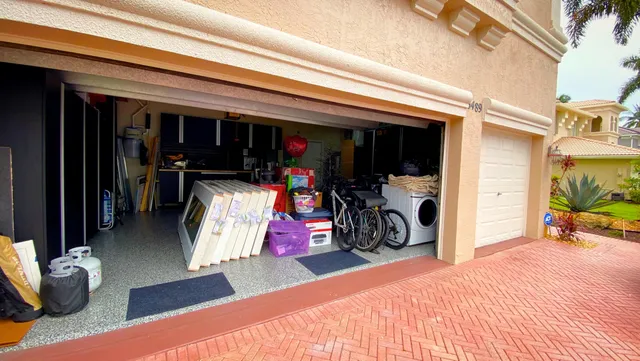 $949,999 | 6489 Marbletree Lane, Lake Worth, FL 33467