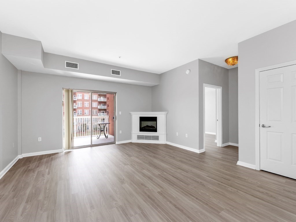 36 Village Road, Unit 310 Middleton, MA 01949 - Photo 9 of 33 Gallery Image 9
