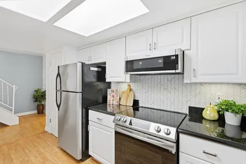 $799,000 | 1031 Colonel Way, Half Moon Bay, CA 94019