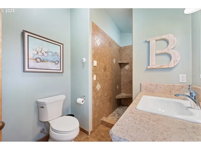 $839,900 | 19 Valley Heights Drive, Enterprise, OR 97828