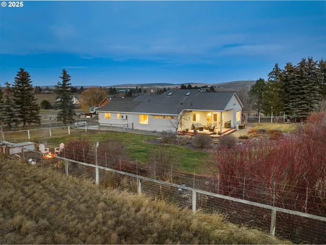 $839,900 | 19 Valley Heights Drive, Enterprise, OR 97828