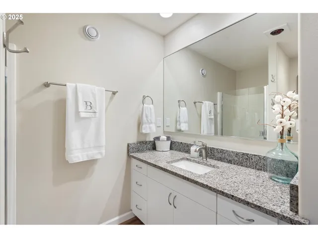 $839,900 | 19 Valley Heights Drive, Enterprise, OR 97828